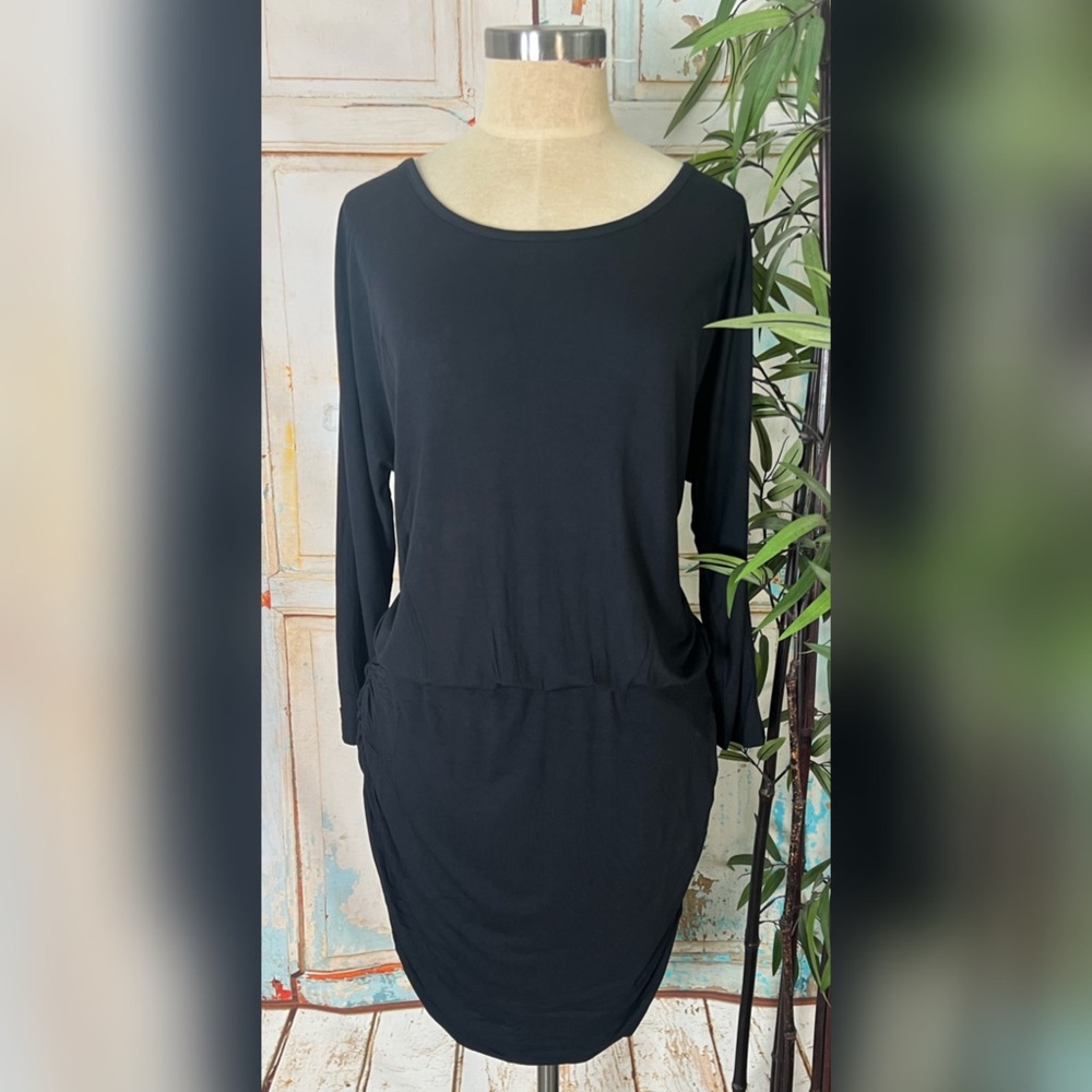 New! VENUS Black Short Stretchy Ruched Detail Blouson Dress - Picture 2 of 9